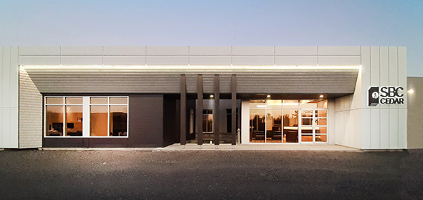 Construction de nouveaux bureaux, Construction of new offices | SBC Cedar bardeaux de cèdre, cedar shingles